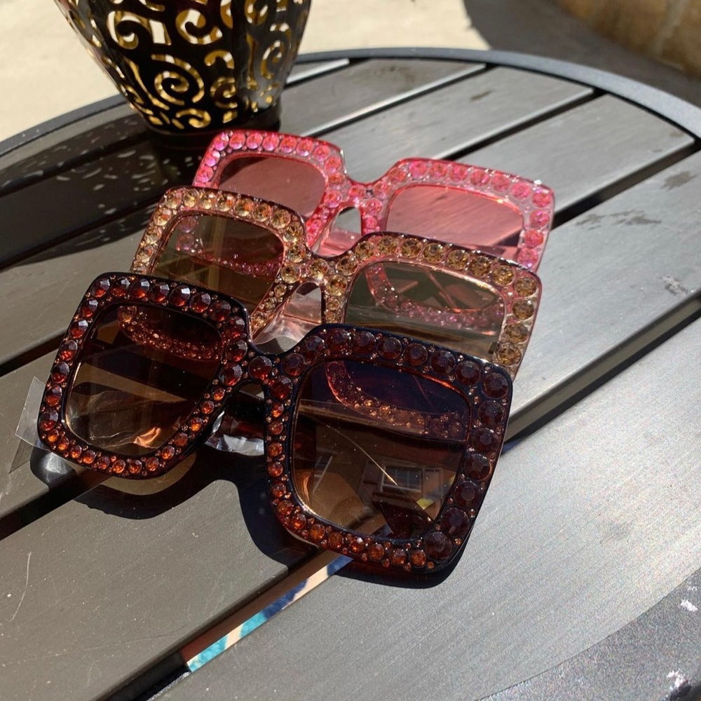 Sunglasses - Picture 4 of 10